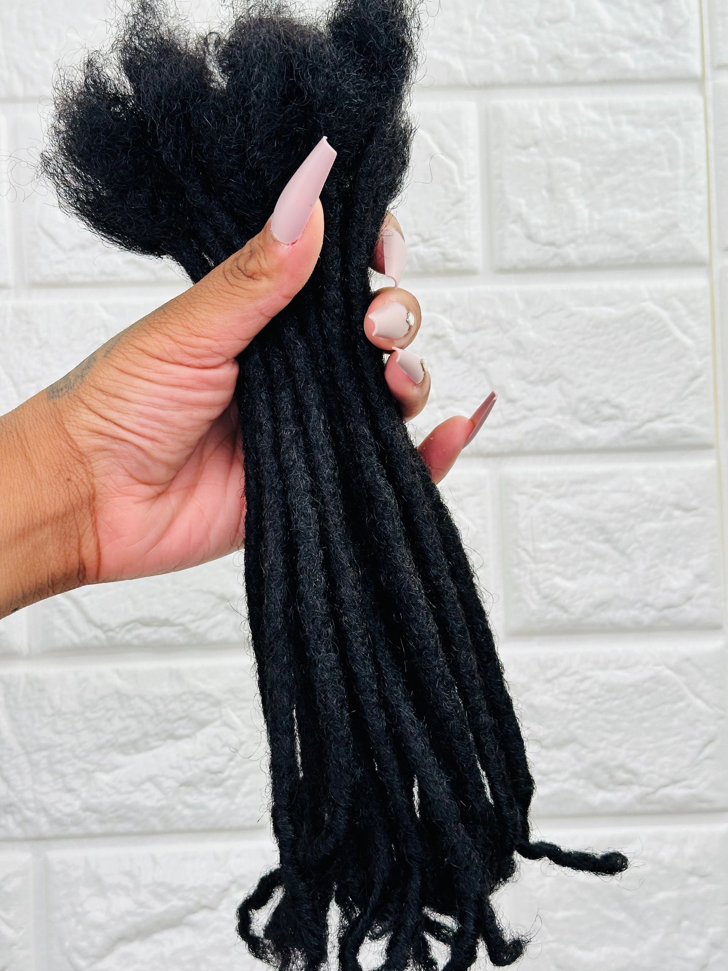 Afro Kinky Extensions with Coiled Tips