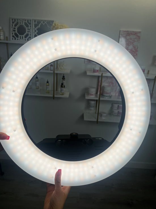 Wireless Ring Light + Batteries